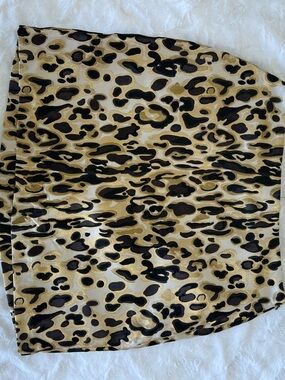 Nine West Black and Gold Patterned Fabric Top